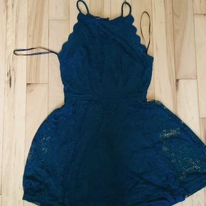 BCX' Emerald green lace dress